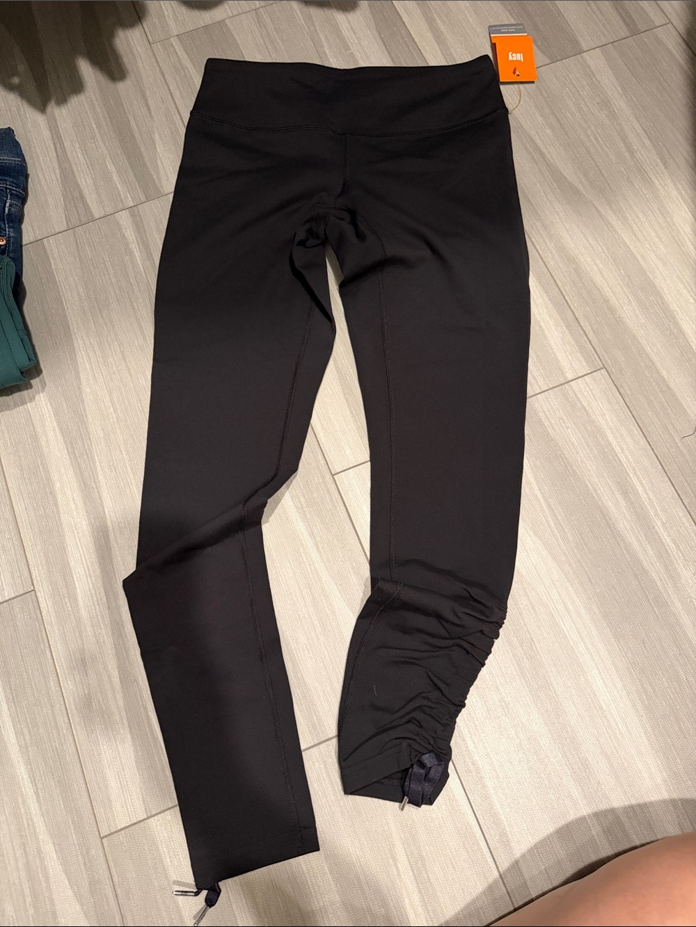 Lucy Black Ruched Hatha convertible Active Leggings